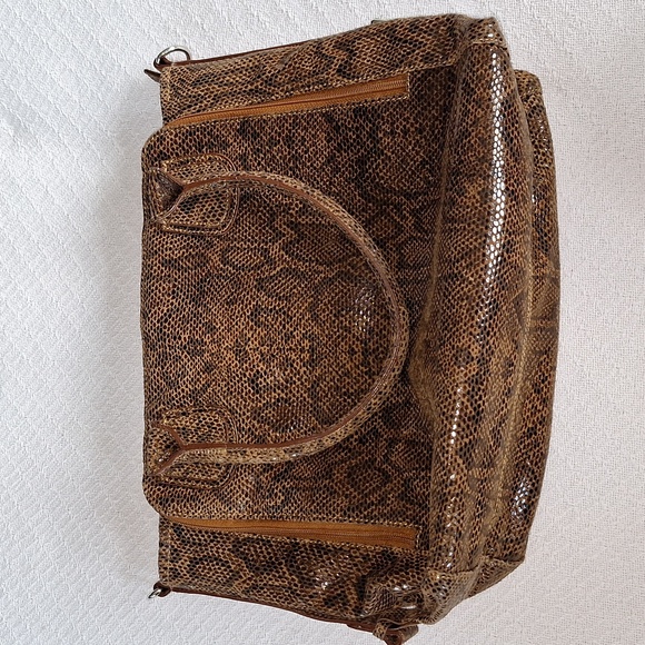 π¦ Reptile Leather shoulder bag / purse. Vintage. Awesome. Roomy. - Picture 13 of 14